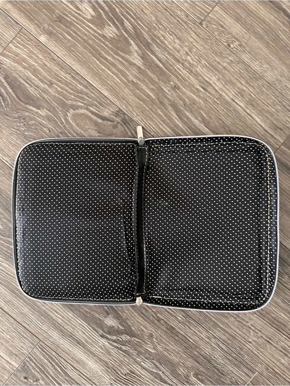 Faux Leather Compact Black & Pink Leather Zip Organizer